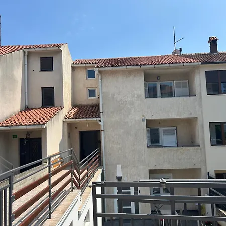 Suran - Apartamento *