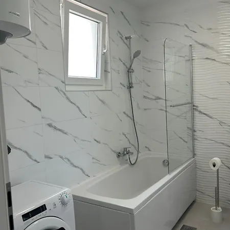 Suran - Apartman Pula