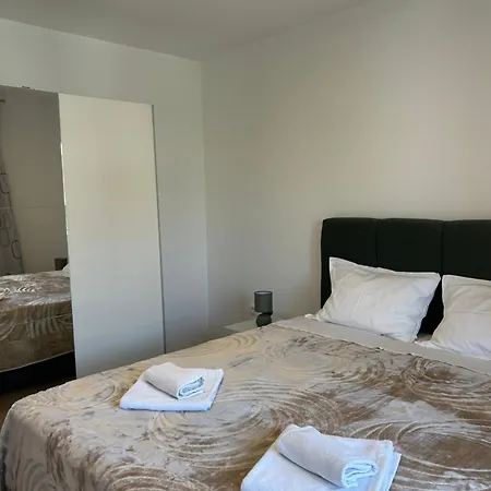 Suran - Apartment Pula