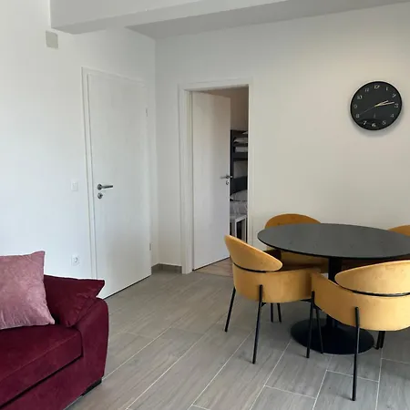 Suran - Apartment Pula